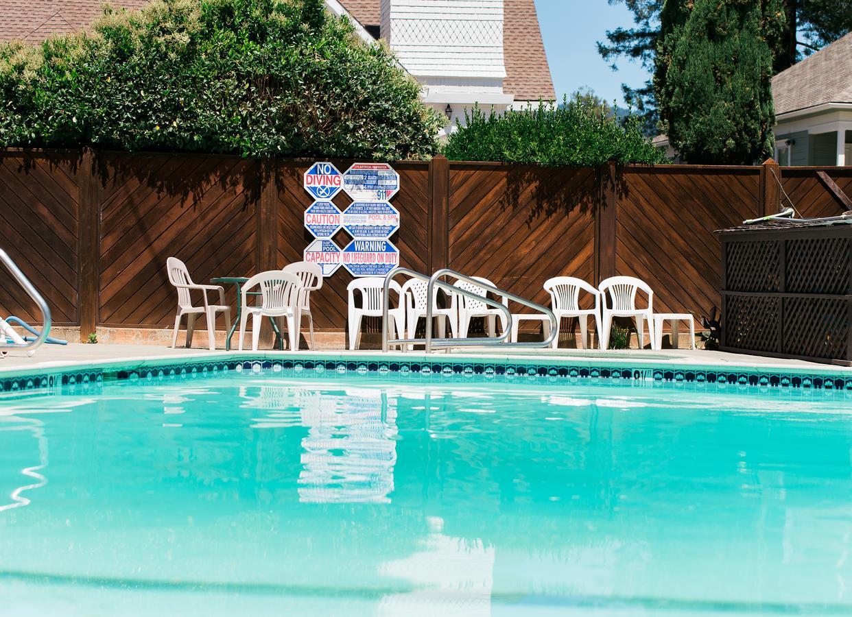 Riverlane Resort Guerneville Exterior photo